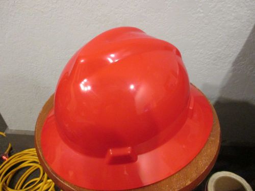 Msa v guard type 1 hard hat red with liner / medium 30 to 31 saftey helmet for sale