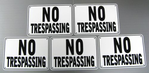 &#039;&#039;NO TRESPASSING&#039;&#039; SIGNS, METAL 5 SIGN SET ,NEW