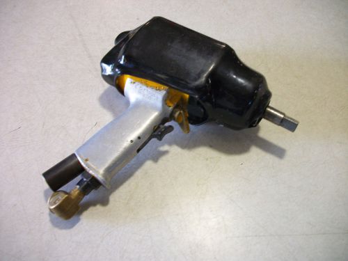 Hand held pneumatic 1/2 impact wrench (uryu -uxt1400) w/ boot for sale