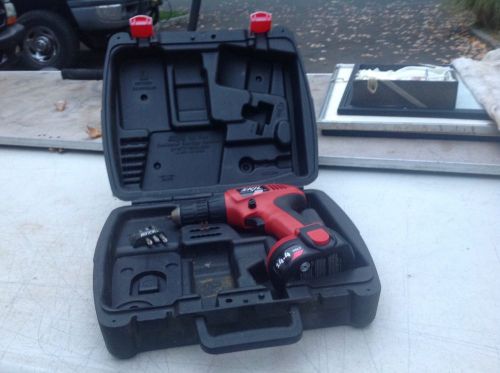 Skil 14.4 Volt Screw Gun With Bits And Case &amp; Battery  No Charger As Is