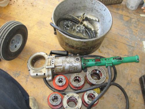 115vac hand pipe threader, dies, oil bucket/gun for sale