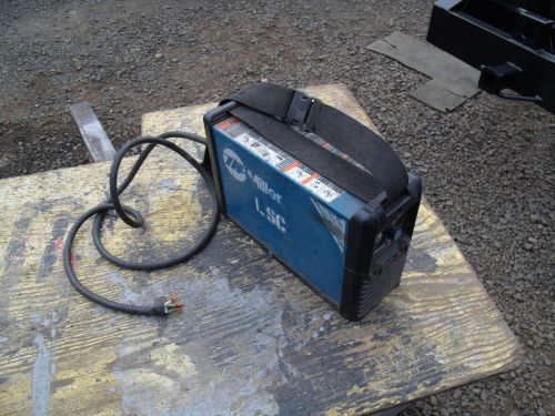 Miller maxstar 140 dc stick tig machine/ non working. parts or repair only. for sale