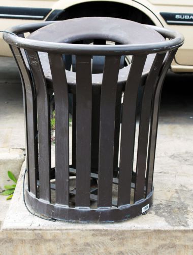 Rubbermaid fgmt32 americana series open-top black round steel waste receptacle for sale