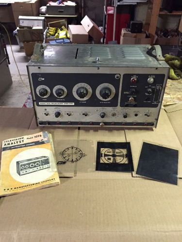 Vintage B&amp;K Model 1076 Television Analyst