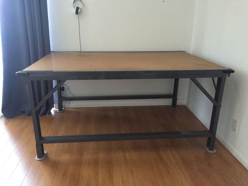 INDUSTRIAL CUTTING TABLE /PATTERN TABLE