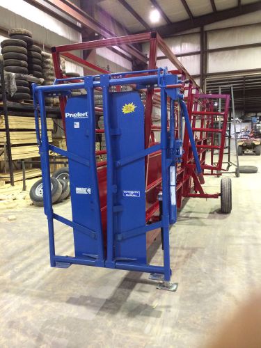 Portable cattle working chute for sale
