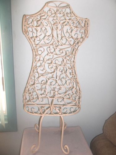 Vintage Cream Wrought Iron Lady&#039;s Dress Form 35&#034; Tall