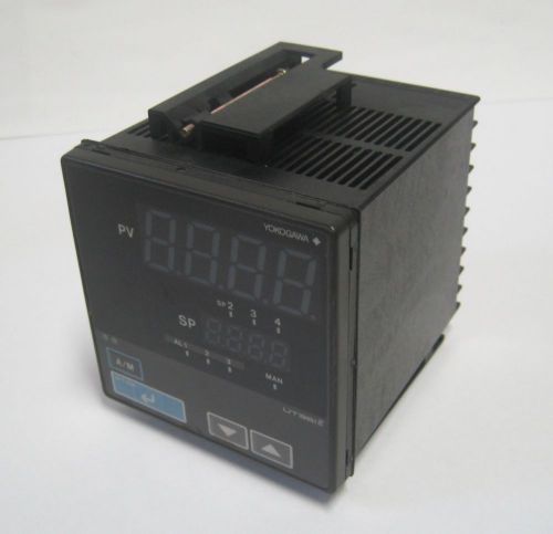 Yokogawa digital indicating process temperature controller 1/4din ut351 usg for sale