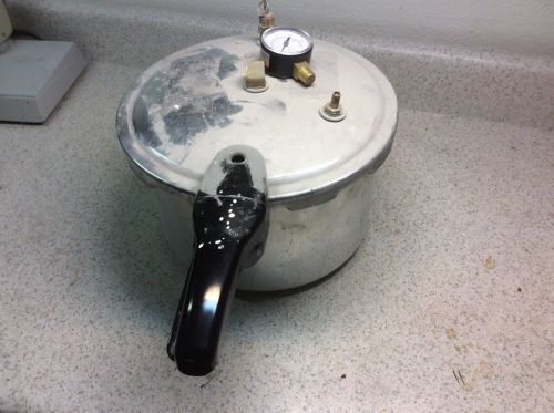 Handler Pressure Pot