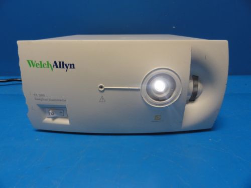 WELCH ALLYN CL300 Ref No. 90123 Light Source  / Surgical Illuminator (9030)