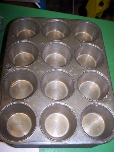 17 Commercial Steel 13x10 Muffin Cupcake Pans 12 ct. REDUCED FOR CLEARANCE