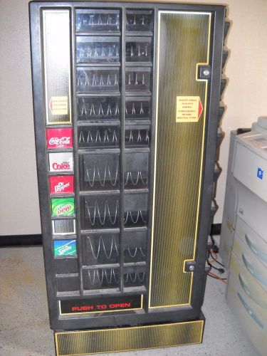 Edina Frigidaire Snack and Soda Vending Machine