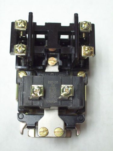 GENERAL ELECTRIC / GE MACHINE TOOL RELAY CR2810A14AA23 10AMP 600V MAX