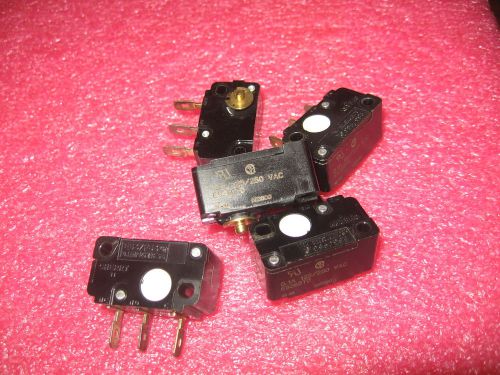 5 UNITS P/N 0E53-60T0 Miniature Low Torque Snap Action Switch E53, 0.1A, 125VAC