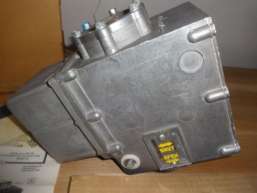Hydramotor Actuator W/DAMPER SHAFT &amp; ARM AH2B112A4 MODEL B  120 VOLT