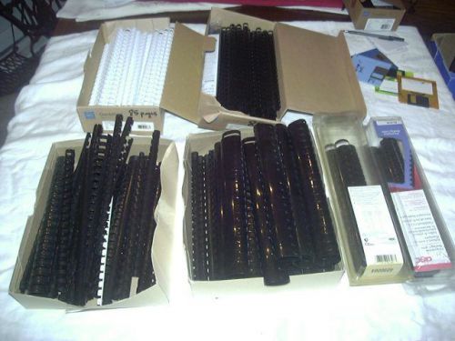 PRESENTATION BINDING COMBS VARIOUS SIZES 300++ ALL BRAND NEW 1&#034; 1-1/4&#034; 1/2&#034;