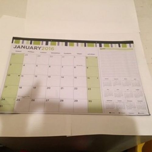 2016 Deskpad Calendar in Monthly Format (Green Pattern)