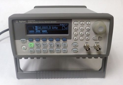 HP 33220A / AGILENT 33220A FUNCTION / ARBITRARY WAVEFORM GENERATOR 20MHz