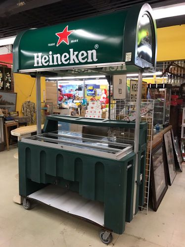 Professional Roto Tough Heineken Beer Ice Down Mobile Cart Illuminated Canopy