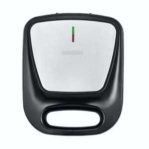 1400 W 4-Waffle Black Classic American Waffle Maker Compact Design