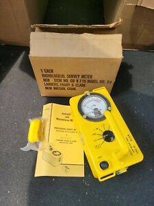 RADIOLOGICAL SURVEY METER CDV-715 MODEL 1A-GEIGER COUNTER WITH MANUAL IN Box NOS