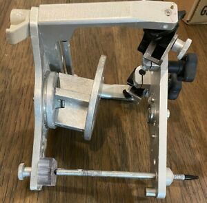 Semi-adjustable dental articulator with facebow accessories and whipmix 