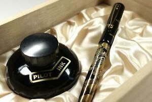 Pilot Namiki Makie Fountain Pen End-Of-Life Products