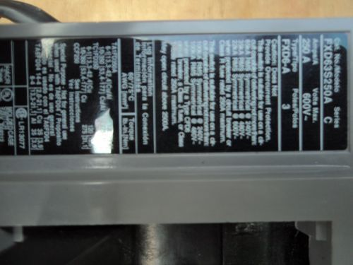 Siemens ITE Sentron Molded Case Switch w/ 1 Aux Con. 250 Amp 600VAC .FXD63S250A