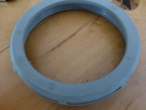 106 PVC plastic conduit bushings LOT OF 106  1/2 inch 1/2&#034; 96 Gray &amp; 10 Blue
