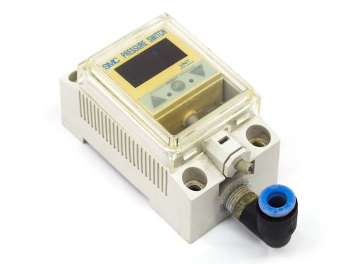 Smc vacuum pressure switch zse4ed-01-27 for sale