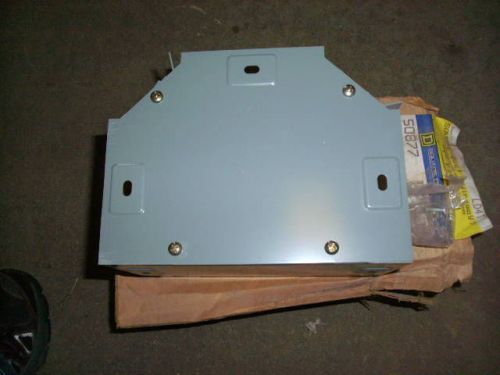 Square d wireway 4 x 4 combination hinge and screw cover   &#034;t&#034; fitting for sale