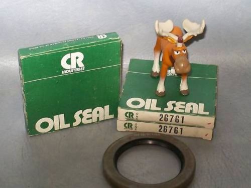 CR Industries 26761 Oil Seals Lot of 3