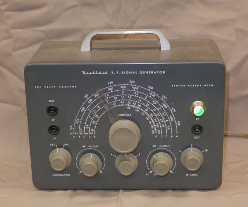 Vintage Heathkit R.F. Signal Generator Model SG-8 Electrical Test Heath Company