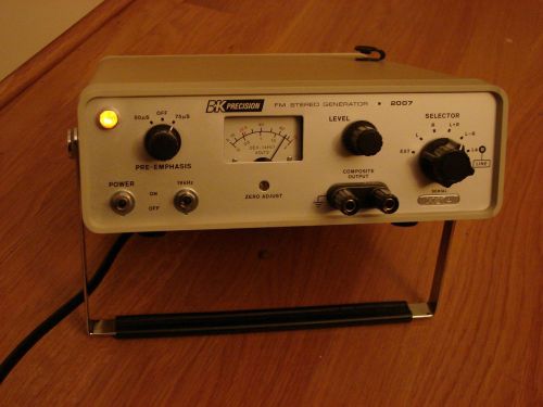 Model 2007 Dynascan B&amp;K Precision FM Multiplex Stereo Signal Generator Orig Box