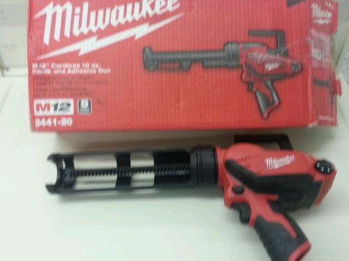 Milwaukee M12 12V Li-Ion 10 oz. Caulk and Adhesive Gun(BT) 2441-20 NEW