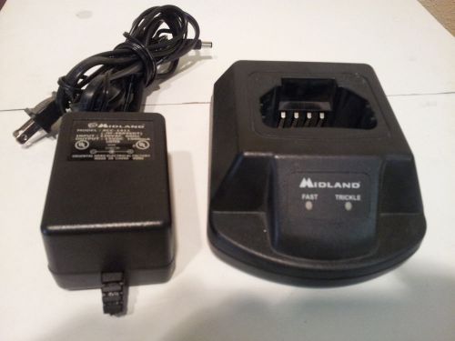 MIDLAND ACC-470 DESKTOP CHARGER WITH ACC-1411 A/C ADAPTER