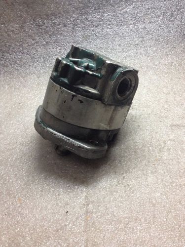 (Q5-1) PARKER H77AA GEAR PUMP