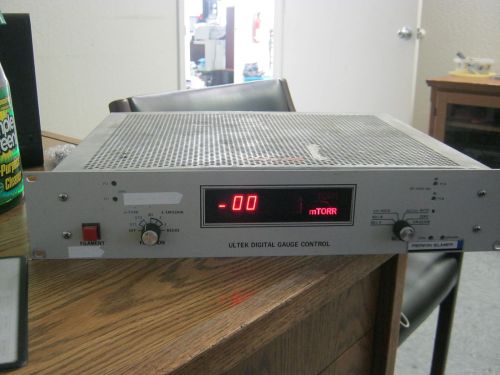 Perkin Elmer / Ultek Model: 605-0565 Digital Ion Gauge Controller &lt;  J