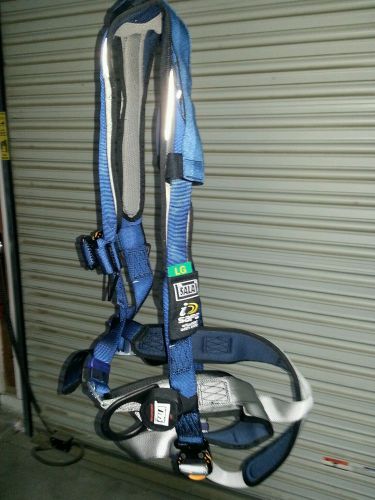 new DBI  Capital safety exofit large tower  harness 1102342 4-d rings