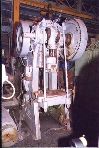 60 ton 8&#034; strk federal 5, 60 ton obi press, mechanical clutch for sale