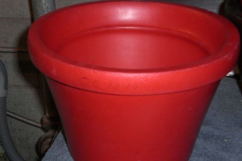 Laboratory Insulated Foam Ice buckets - 5 total with covers
