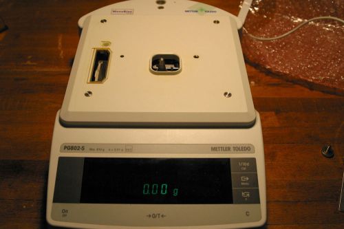 Mettler toledo pg802-s top loading precision balance scale. max 810g, d= .01g for sale