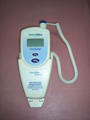 Welch Allyn 678 Sure Temp Thermometer with Oral Probe and Wall Mount
