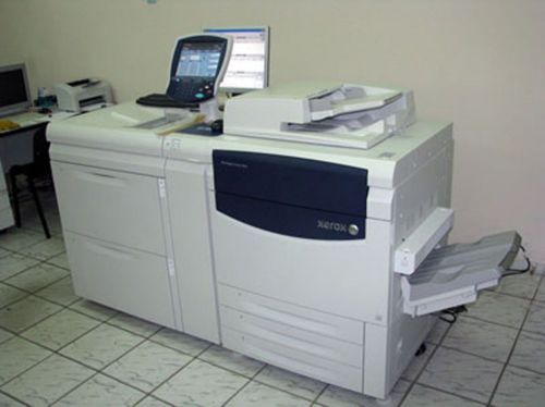 Xerox 700 Digital Press with High Cap Feeder Fiery EX700 very clean