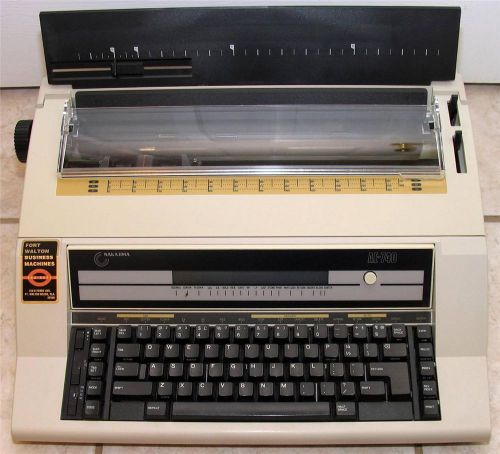 Nakajima AE-740 Electric Memory Display Typewriter Clean &amp; Working