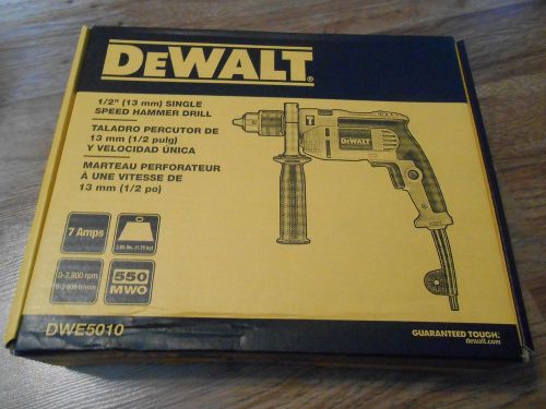 DEWALT 7 Amp 1/2-in VSR Single Speed Hammer Drill Kit DWE5010 NEW