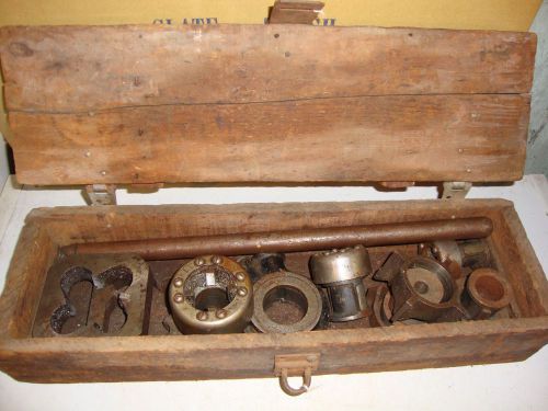 BEAVER JR. NO 3 PIPE THREADER HANDLE &amp; DIES  with original wood box
