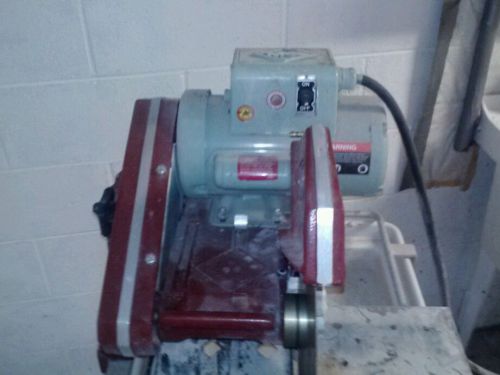 MK 101 Masonry Tile Wet Saw  w/ Stand Works Great IN 34652