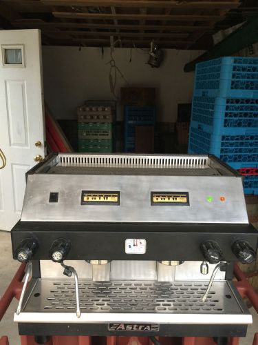 Astra Commercial Expresso and Cappocino Machine 208 volts  - Black