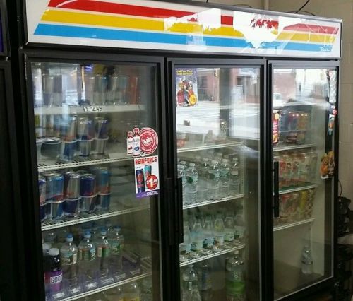 Used true gdm-72 commercial refrigerator 3 glass door merchandiser for sale